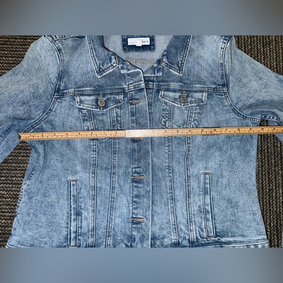 Loft Petite Denim Jacket - LIKE NEW - Picture 4 of 6